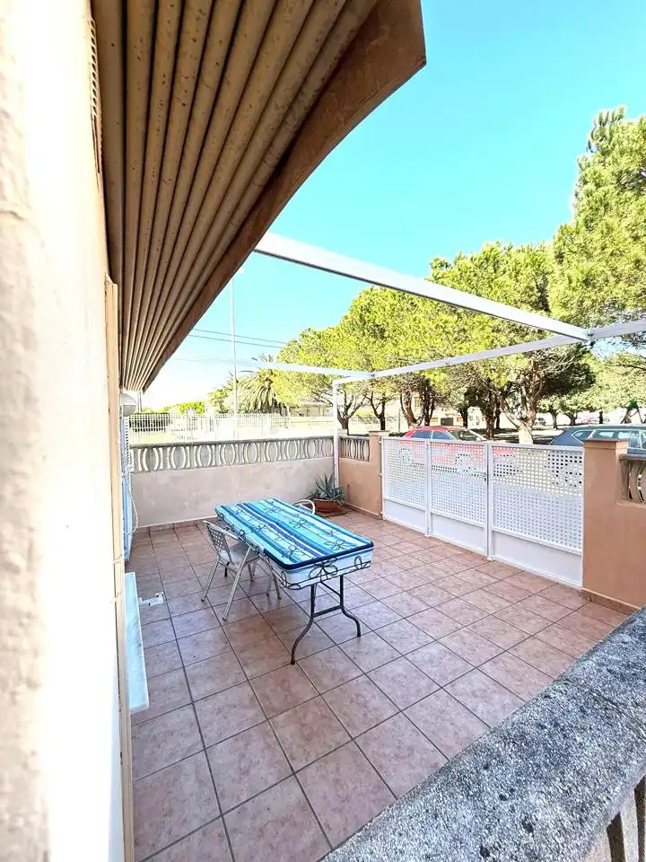 Terraza de Planta baja en venta en Oliva con Terraza