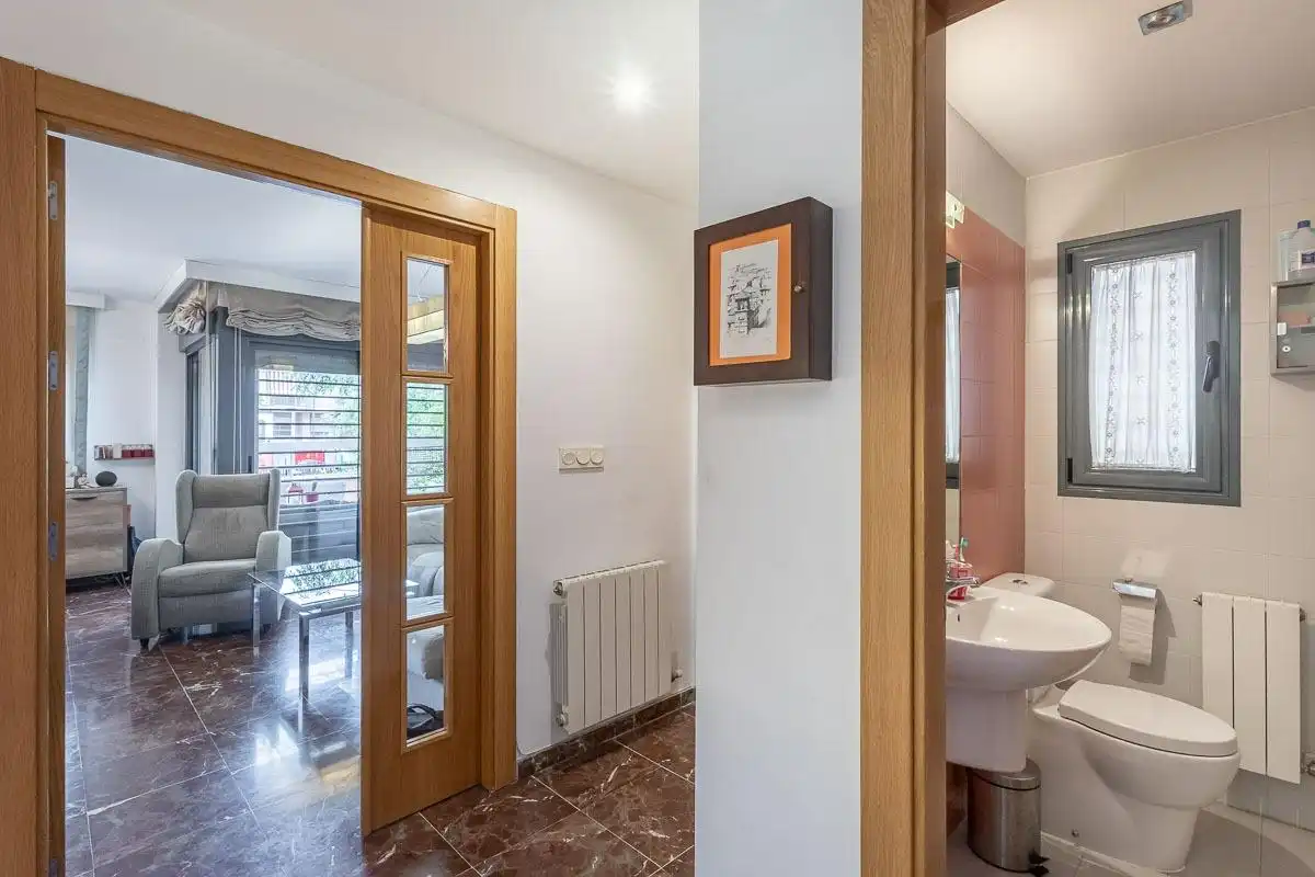 Detached homes for sale in Poniente