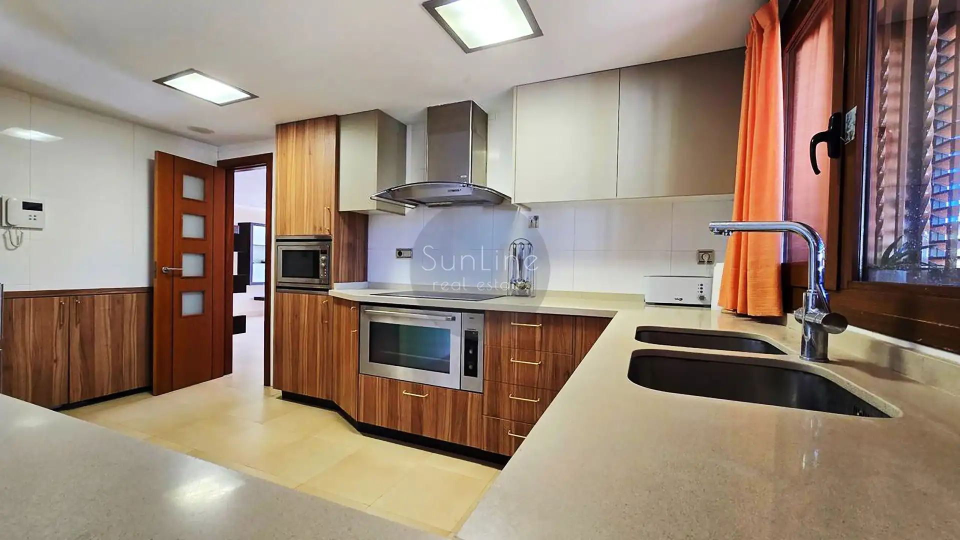 House with pool for sale in Carrer Font de la Carrasquera, imagen 52