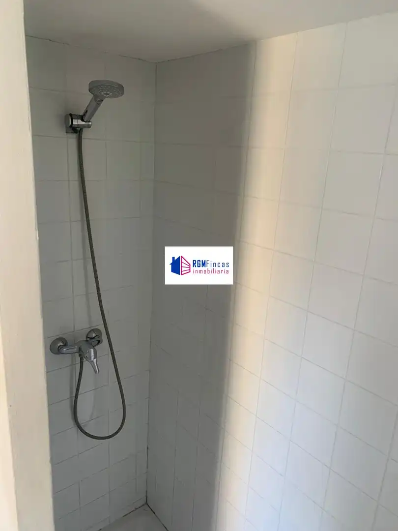 Baño de Casa o chalet de alquiler en Sevilla con Aire acondicionado, Calefacción y Terraza
