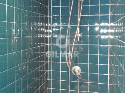 Bany de Apartament de lloguer en El Puerto de Santa María amb Aire condicionat, Calefacció i Terrassa
