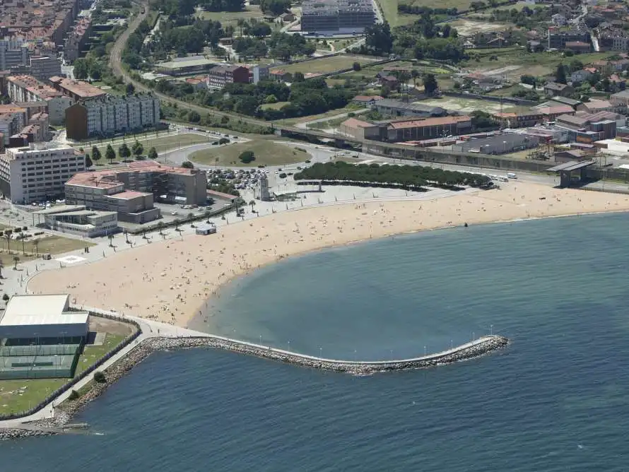 Vista exterior de Casa o chalet en venta en Gijón  con Jardín privado, Terraza y Domótica