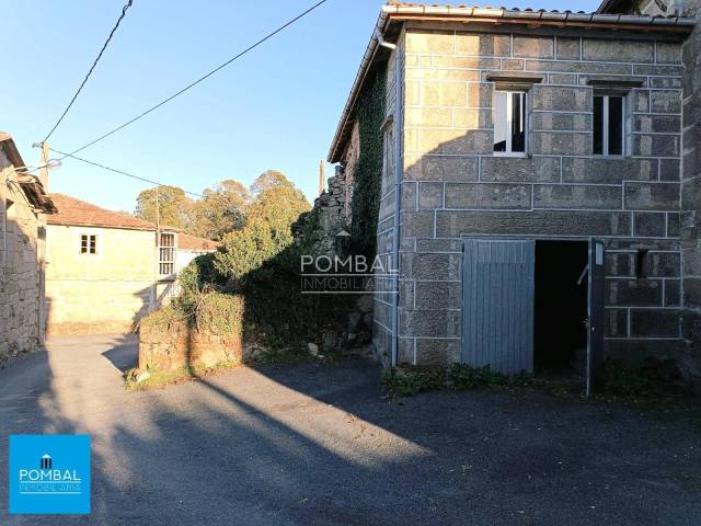 Casa-chalet en Venta en Vilar de Barrio