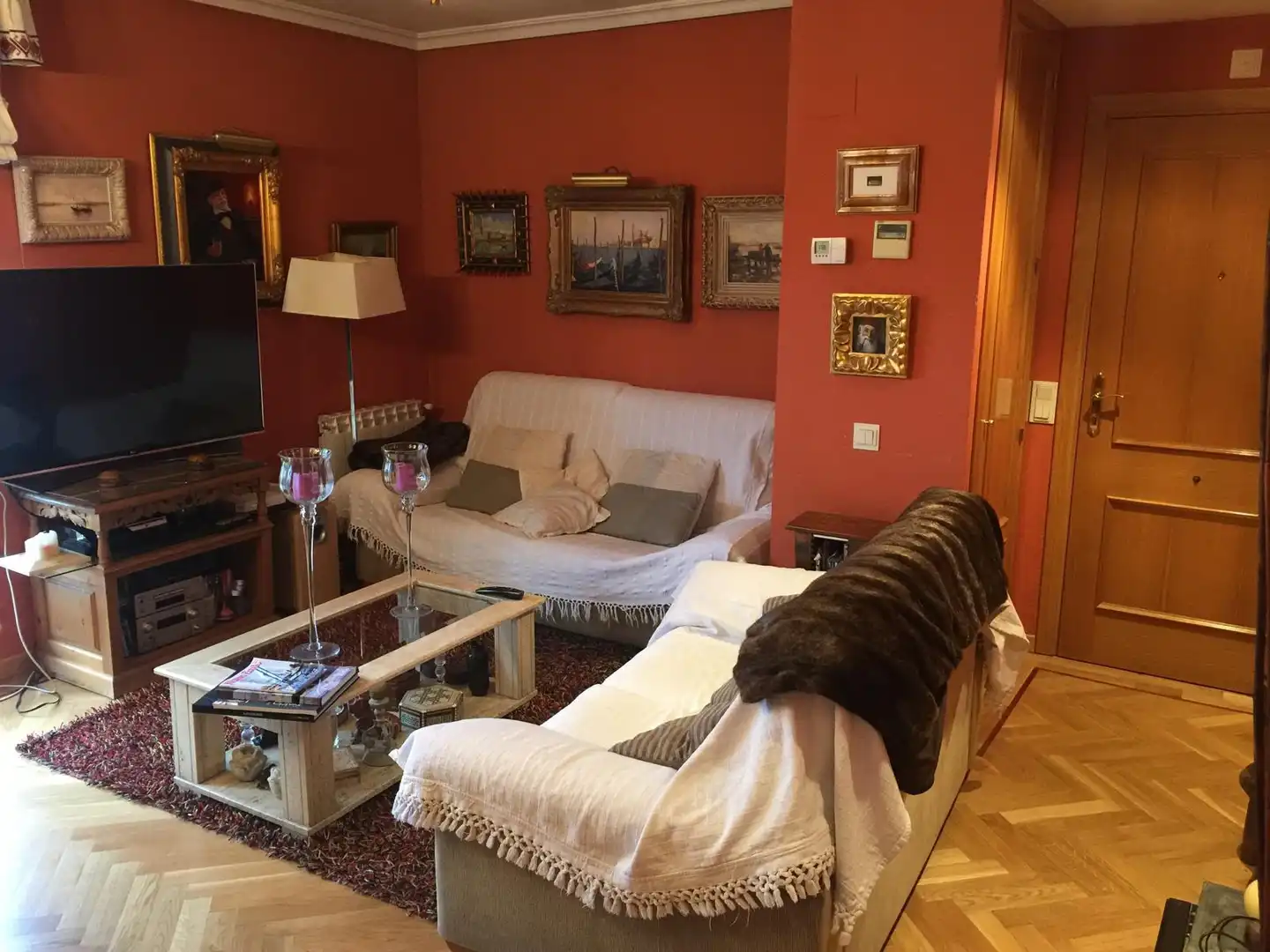 Sala de estar de Ático en venta en Madrid con Terraza, Trastero y Piscina