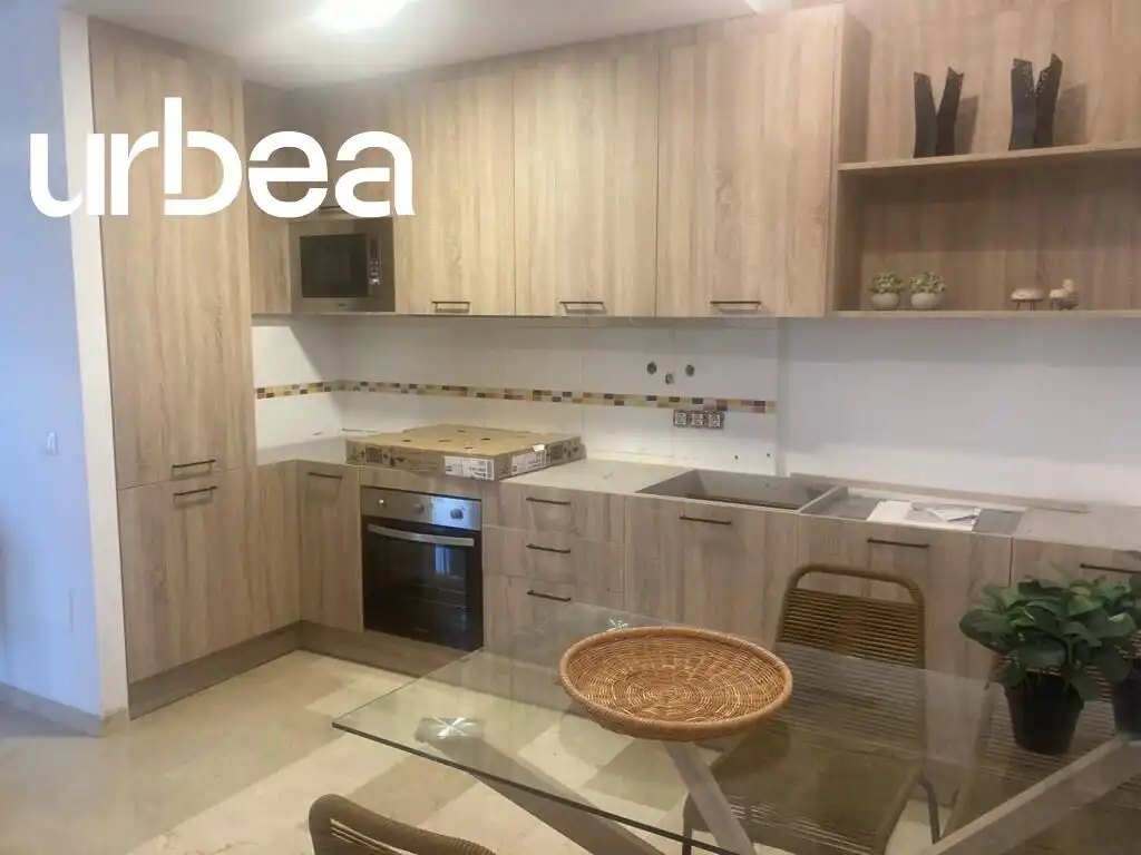 Cuina de Pis en venda en Málaga amb Moblat
