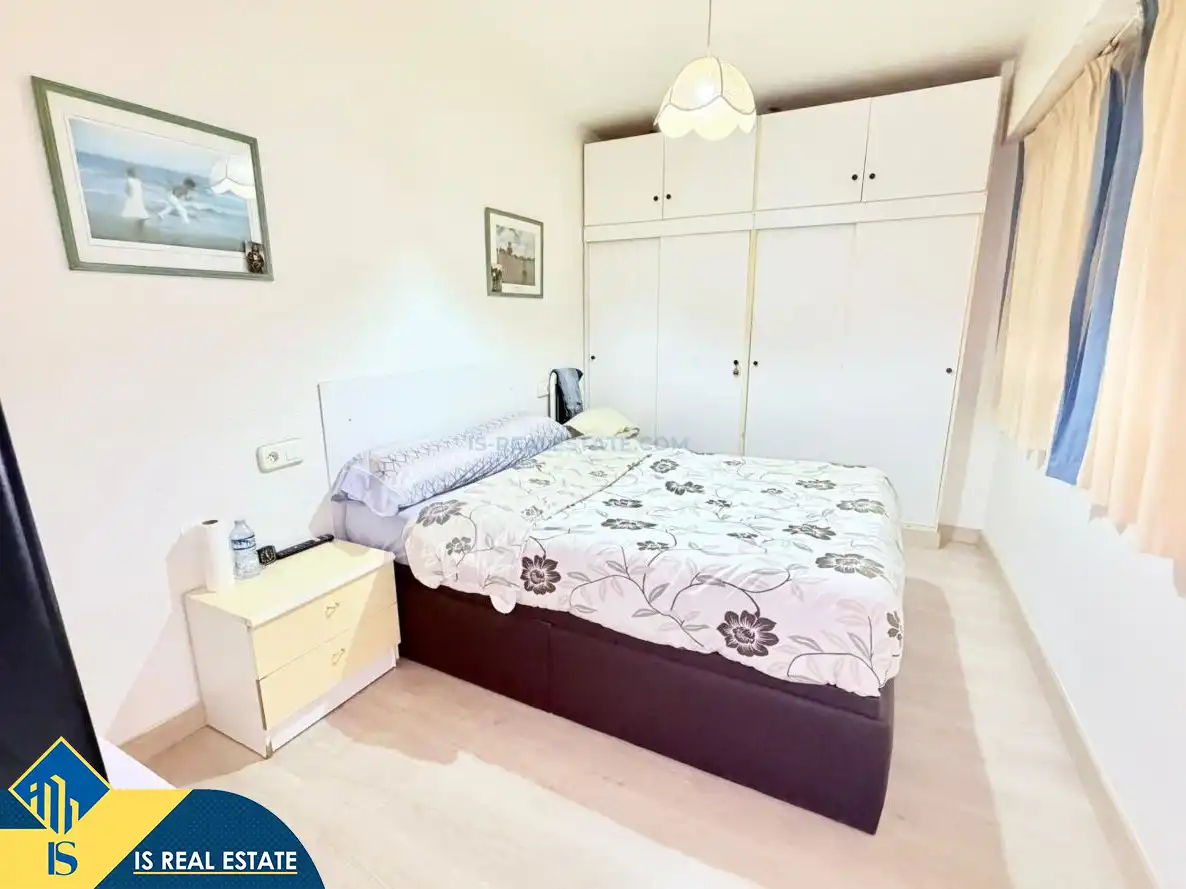 Dormitori de Apartament en venda en Torrevieja amb Aire condicionat, Calefacció i Terrassa