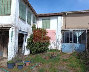 Vista exterior de Casa o xalet en venda en Santa María de Ordás amb Calefacció i Jardí privat