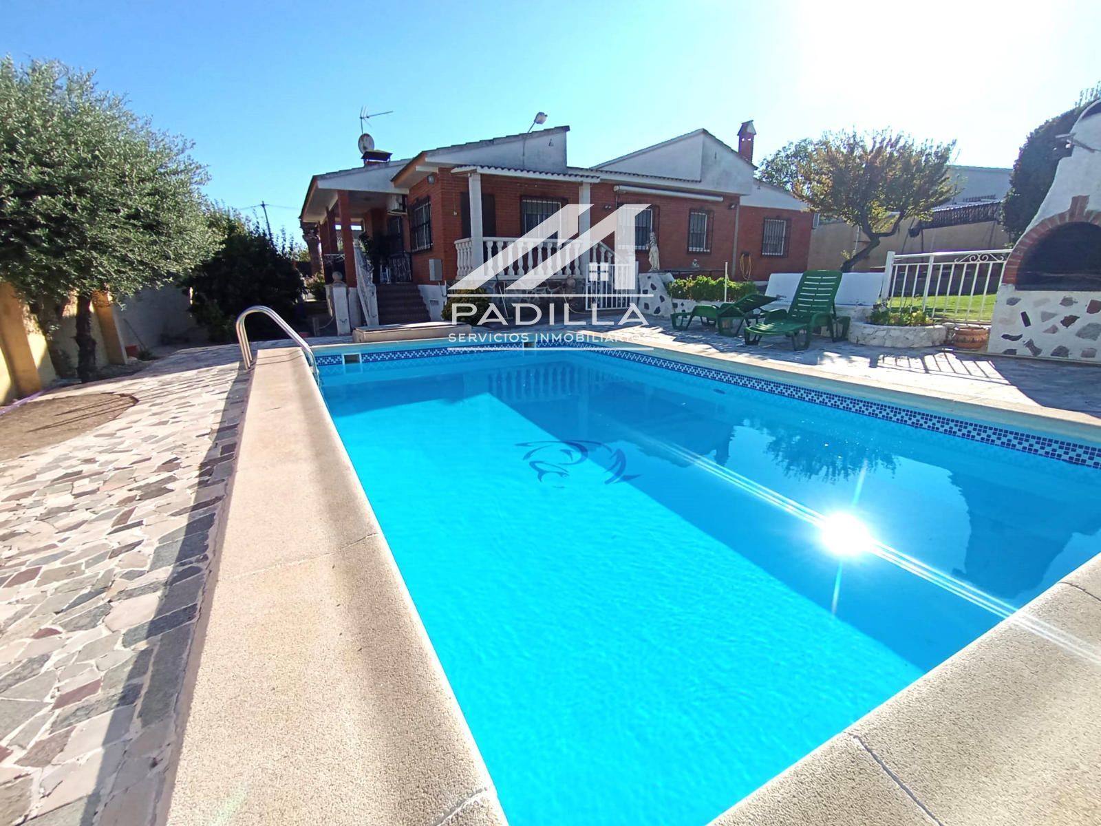 Piscina de Casa o xalet en venda en Méntrida amb Aire condicionat, Calefacció i Terrassa