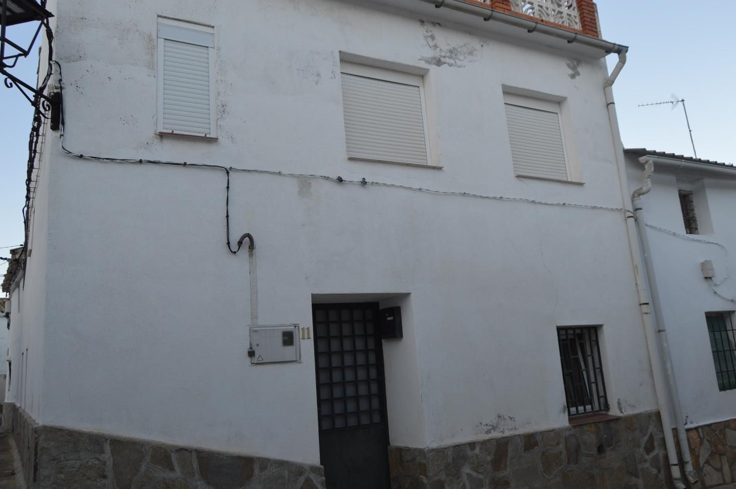 Exterior view of House or chalet for sale in Uclés  with Air Conditioner, Terrace and Storage room