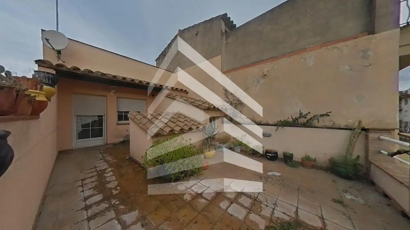 Casa amb terrassa en venda a calle Figueres, imagen 50