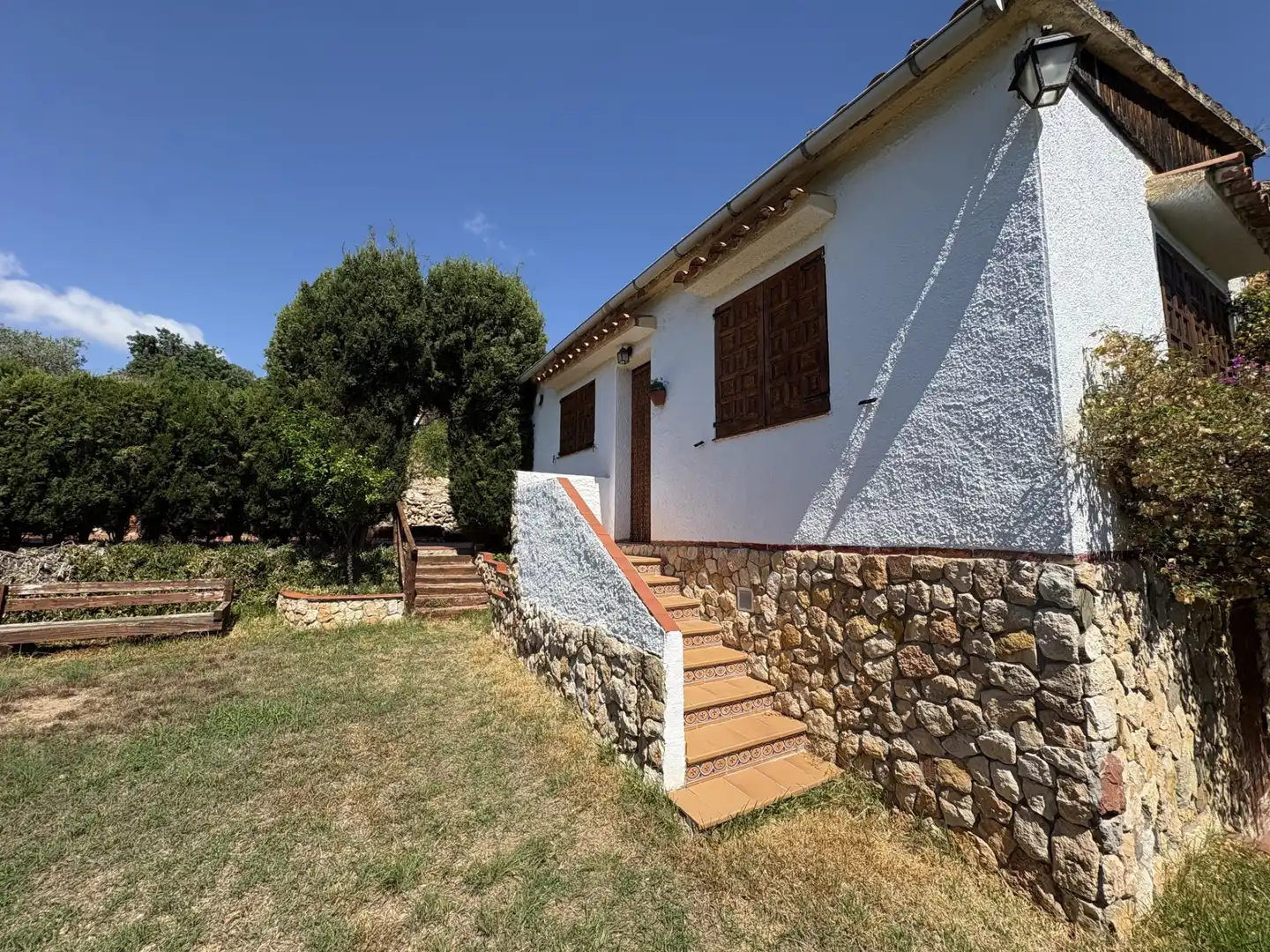 Vista exterior de Casa o chalet en venta en Vespella de Gaià con Jardín privado, Piscina y Amueblado