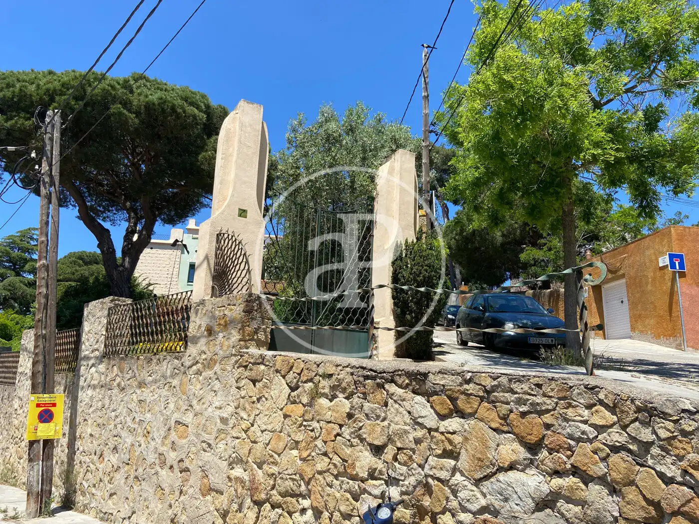 Vista exterior de Casa o chalet en venta en Barcelona con Calefacción, Jardín privado y Terraza