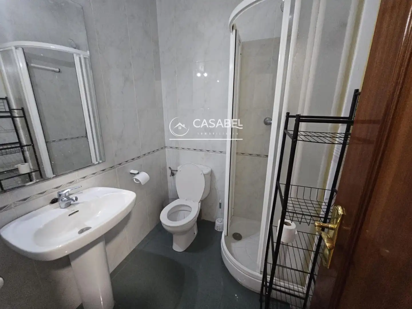 Badezimmer von Wohnung zur Miete in Córdoba mit Terrasse und Möbliert