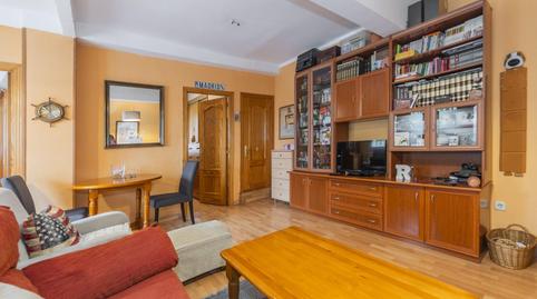 Foto 3 de Piso en venta en Calle Dante, Lucero, Madrid