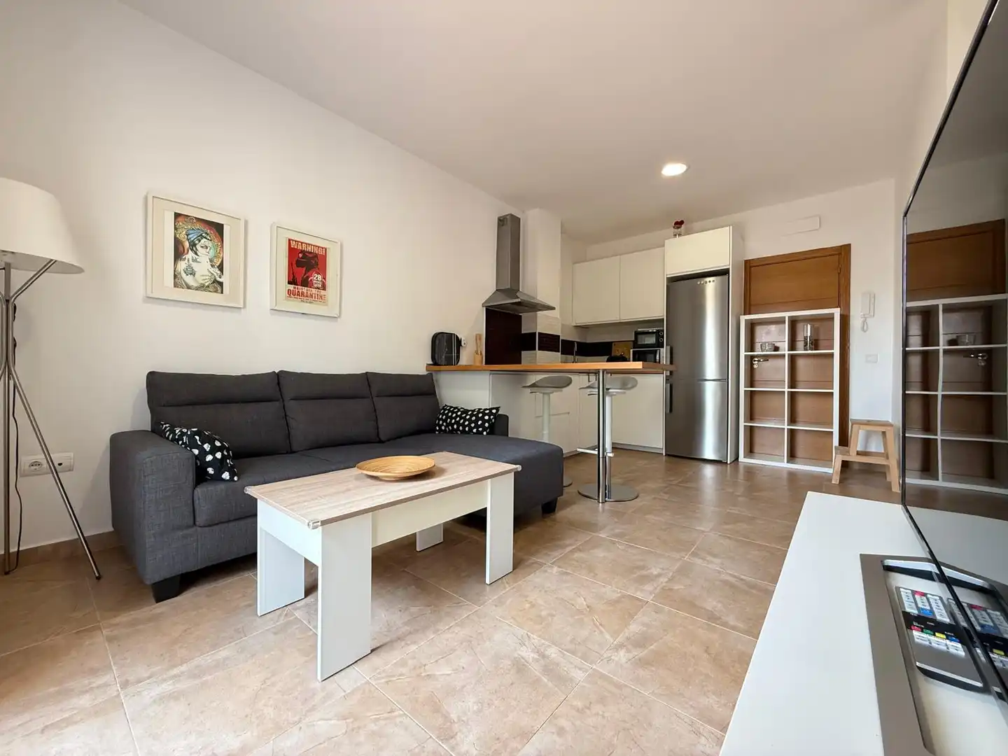 Sala d'estar de Apartament de lloguer en Mairena del Aljarafe amb Calefacció, Moblat i Rentadora
