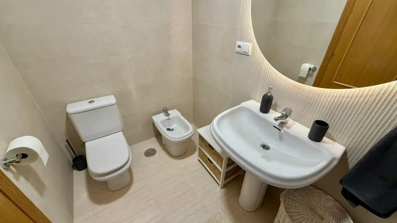 Bathroom of Apartments for rent in Villajoyosa / La Vila Joiosa  with Heating