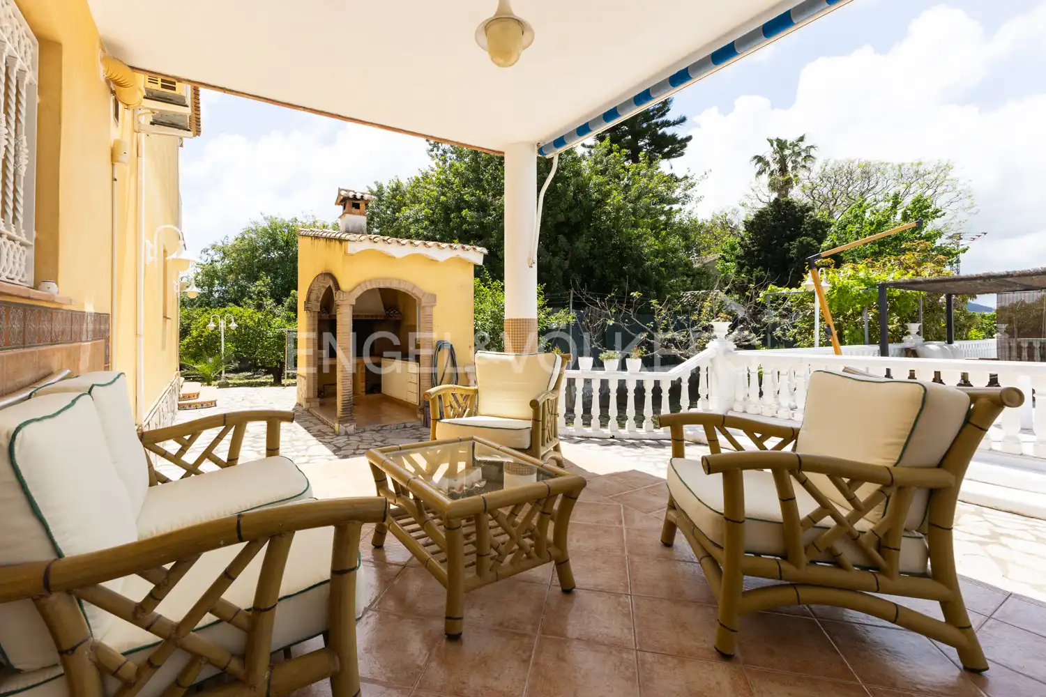 Terraza de Finca rústica en venta en Piles con Aire acondicionado, Calefacción y Jardín privado