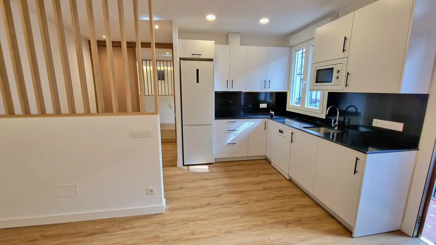 Küche von Wohnung zum Verkauf in Madrid mit Klimaanlage