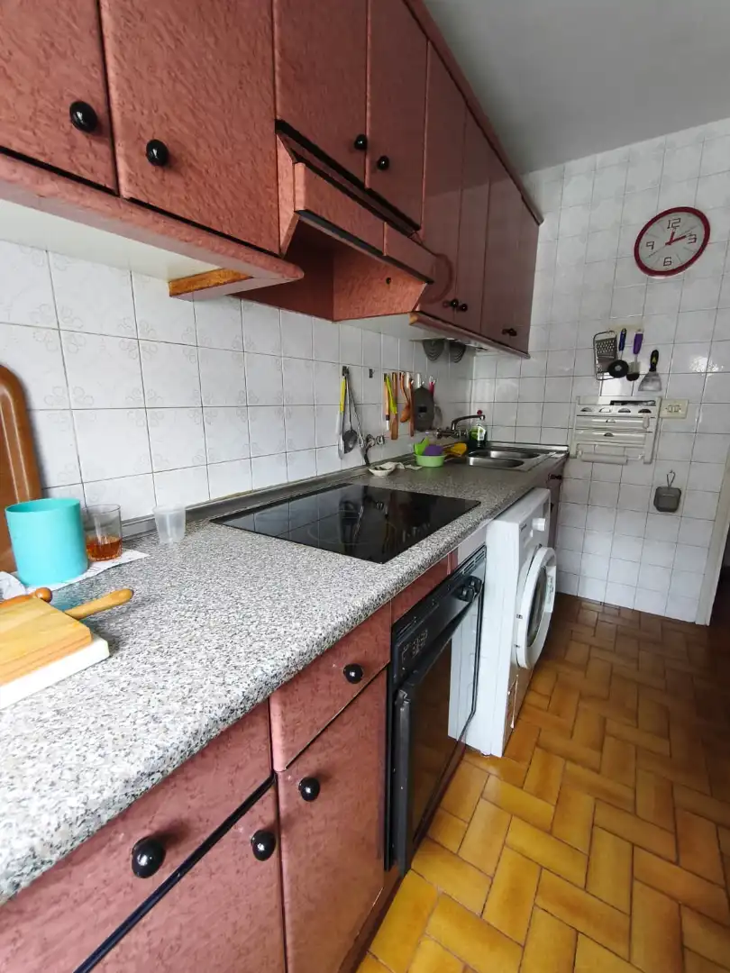 Cuina de Àtic en venda en Salamanca amb Calefacció, Terrassa i Forn