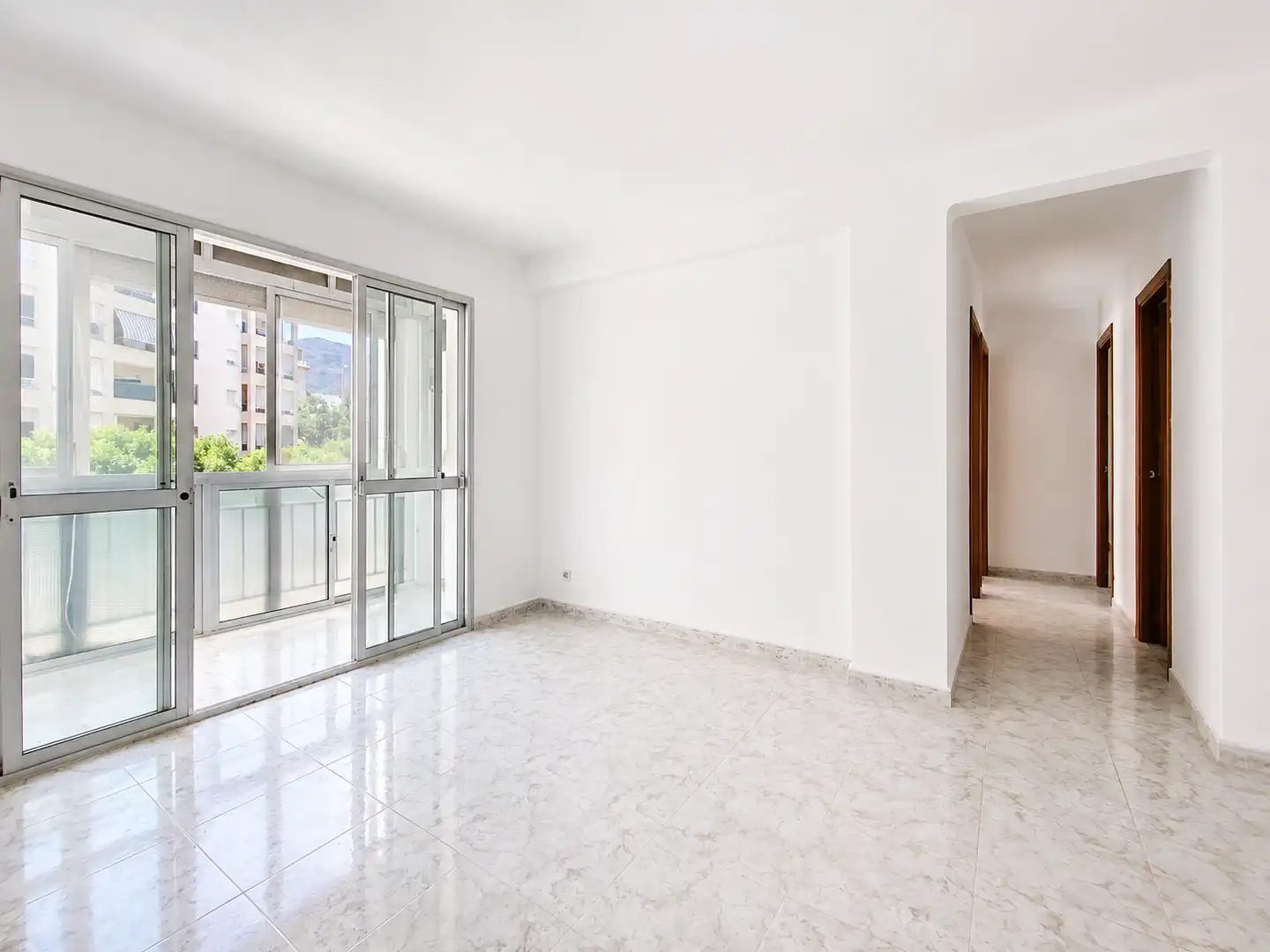 Terrasse von Wohnungen zum Verkauf in Estepona mit Terrasse und Balkon