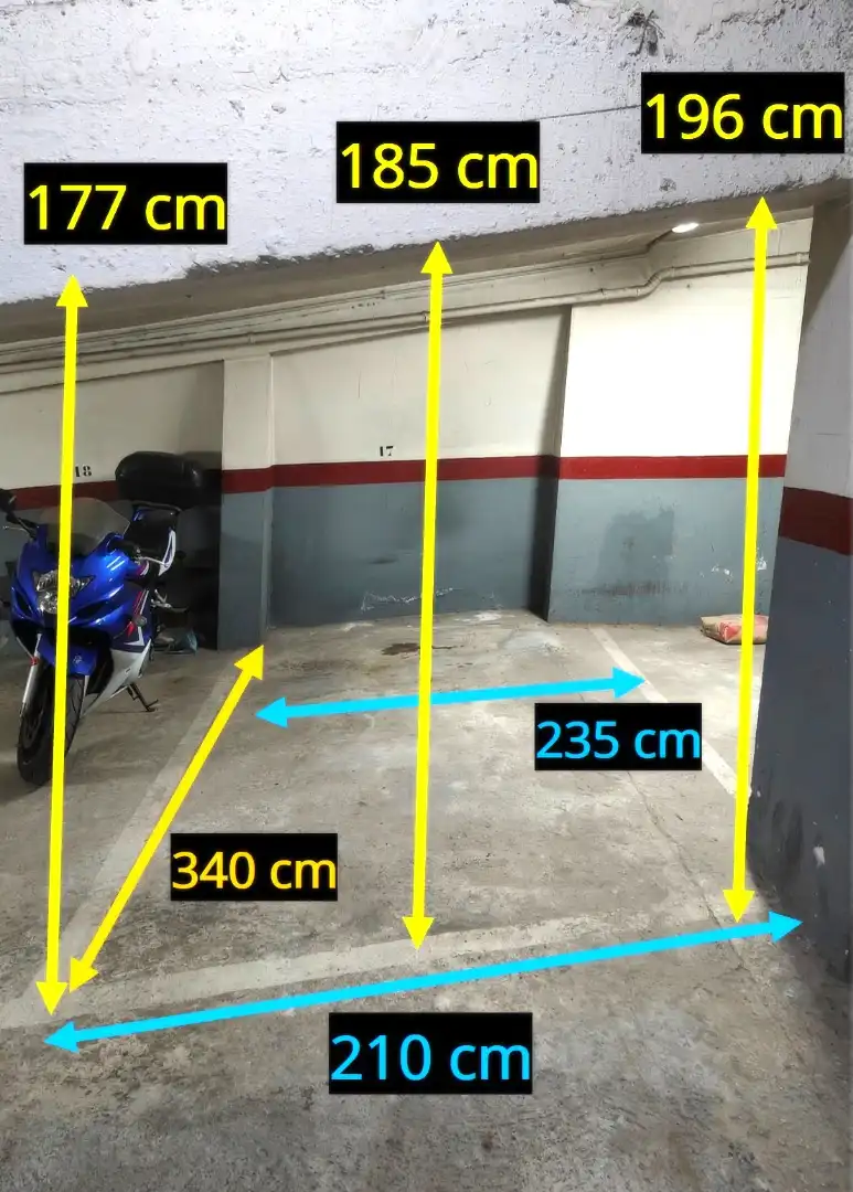 Garaje en venta en Carrer d'Alella, Porta, Nou Barris