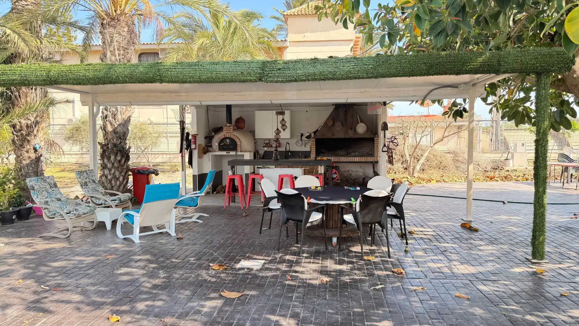 Terrasse von Haus oder Chalet zum Verkauf in Elche / Elx mit Klimaanlage, Heizung und Privatgarten