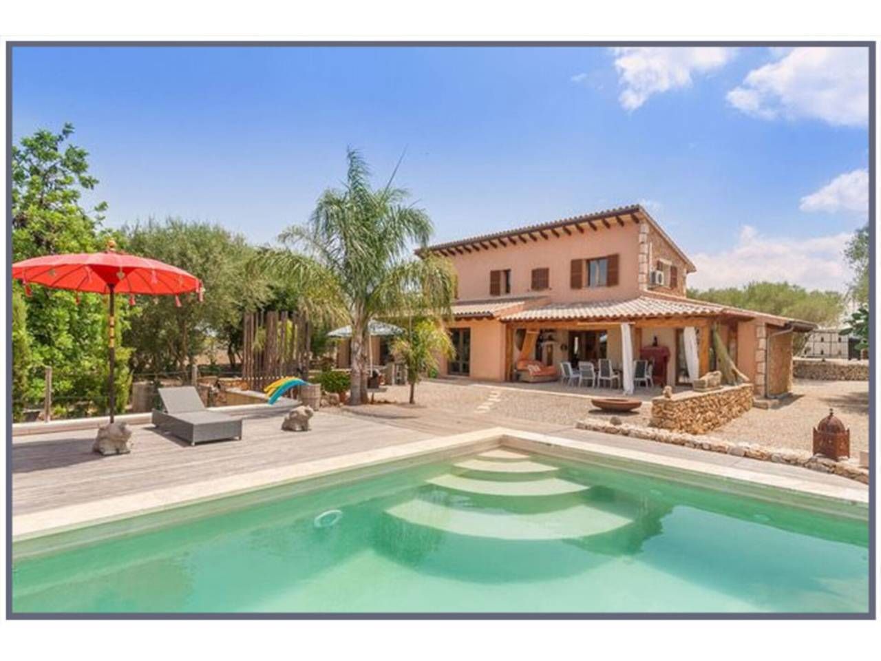 Vista exterior de Finca rústica en venda en Llubí amb Aire condicionat, Calefacció i Jardí privat