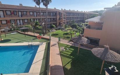 Piscina de Pis en venda en Casares amb Aire condicionat i Terrassa