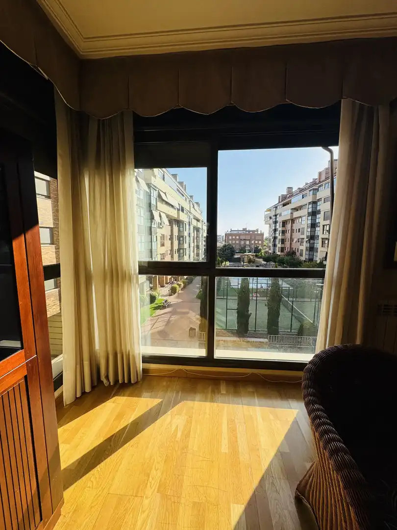 Schlafzimmer von Wohnung zur Miete in Rivas-Vaciamadrid mit Klimaanlage, Terrasse und Schwimmbad