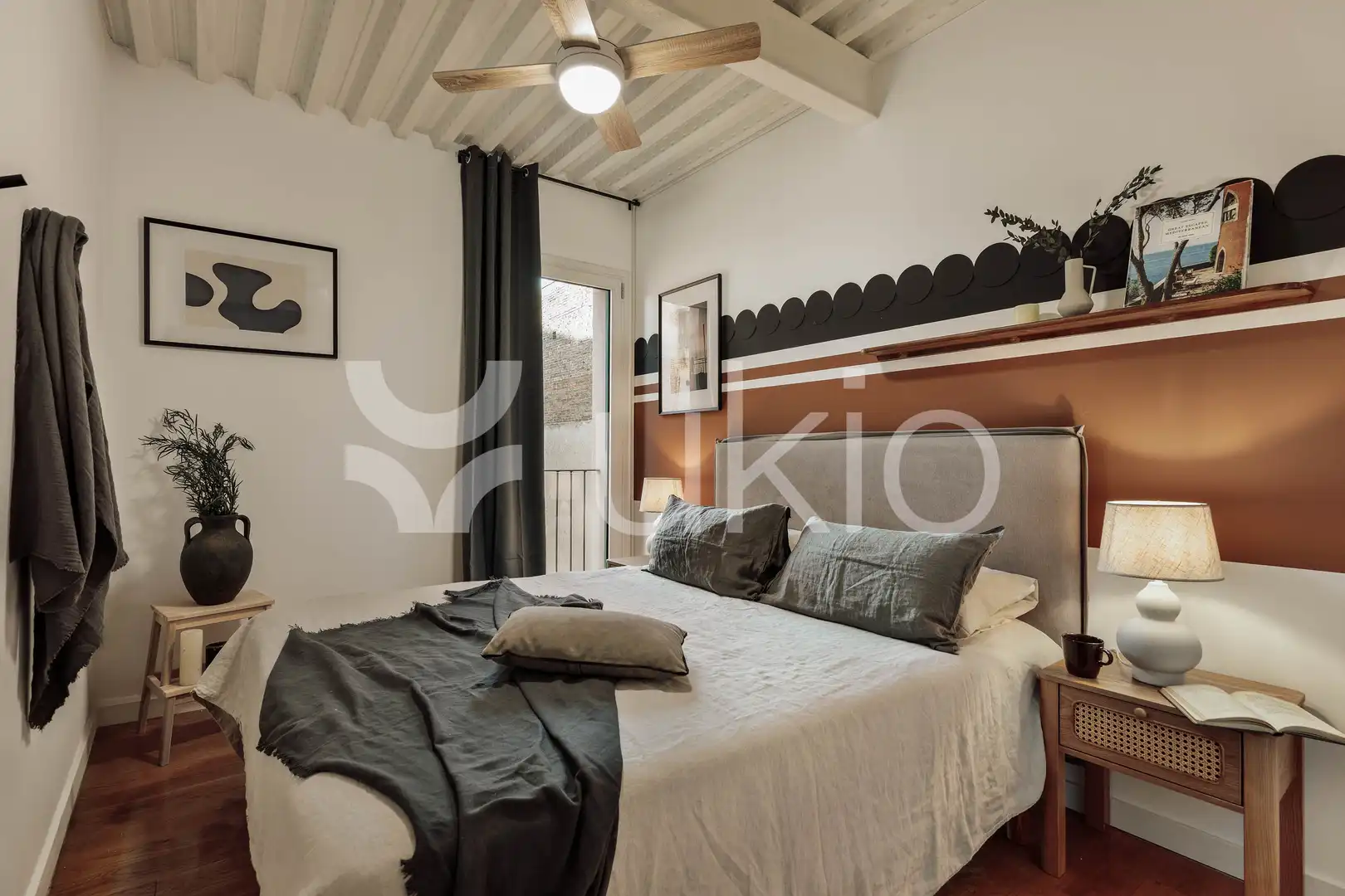 Schlafzimmer von Wohnungen zur Miete in Barcelona mit Klimaanlage, Heizung und Möbliert