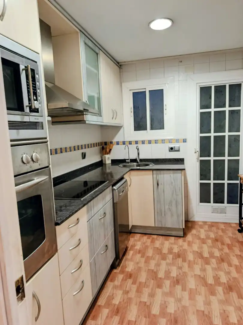 Cocina de Piso en venta en Badalona con Aire acondicionado, Calefacción y Parquet