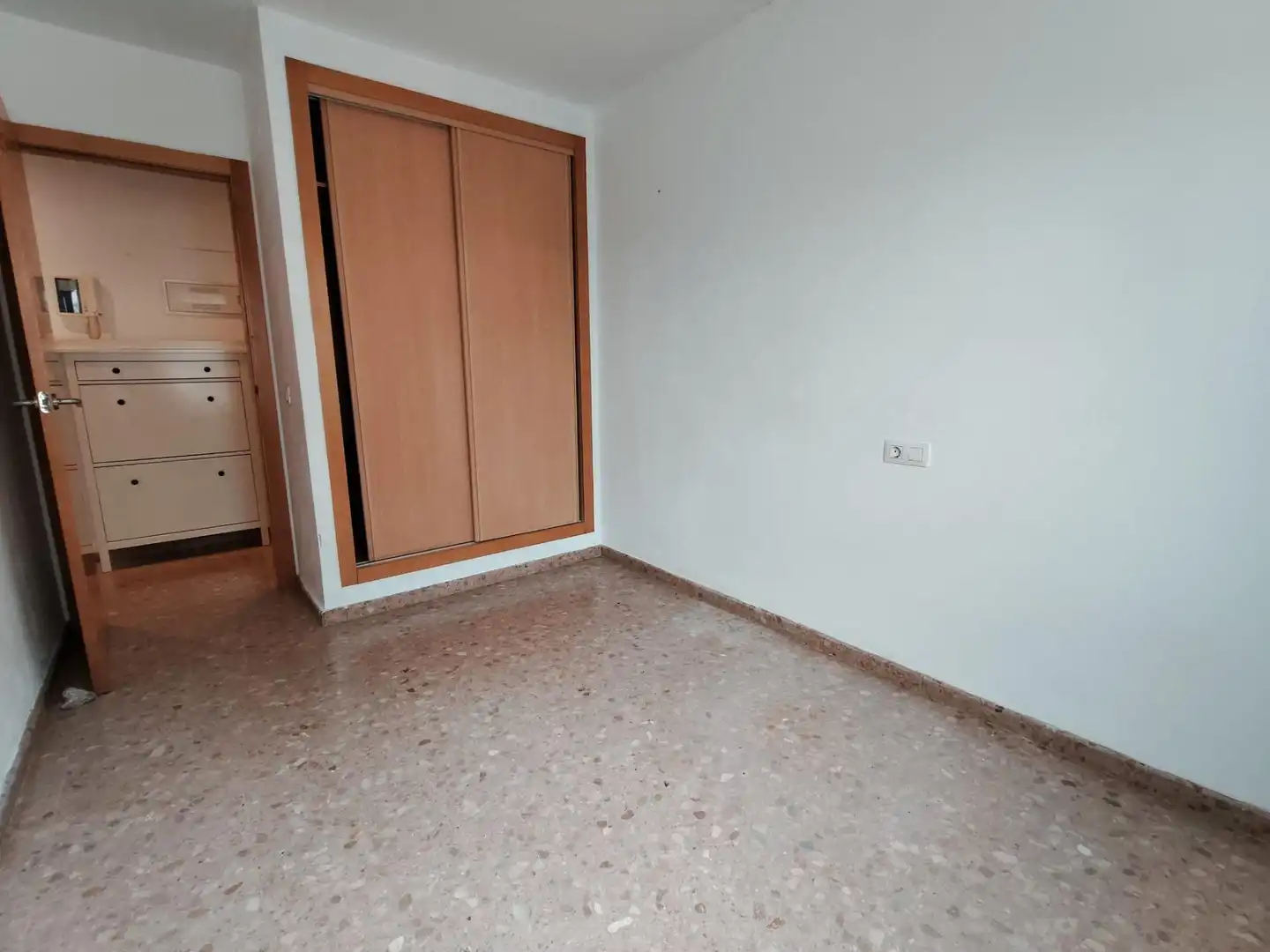 Habitación de Piso en venta en Castellón de la Plana / Castelló de la Plana con Terraza y Trastero