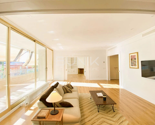 Living room of Flat to rent in  Barcelona Capital  with Air Conditioner, Terrace and Storage room