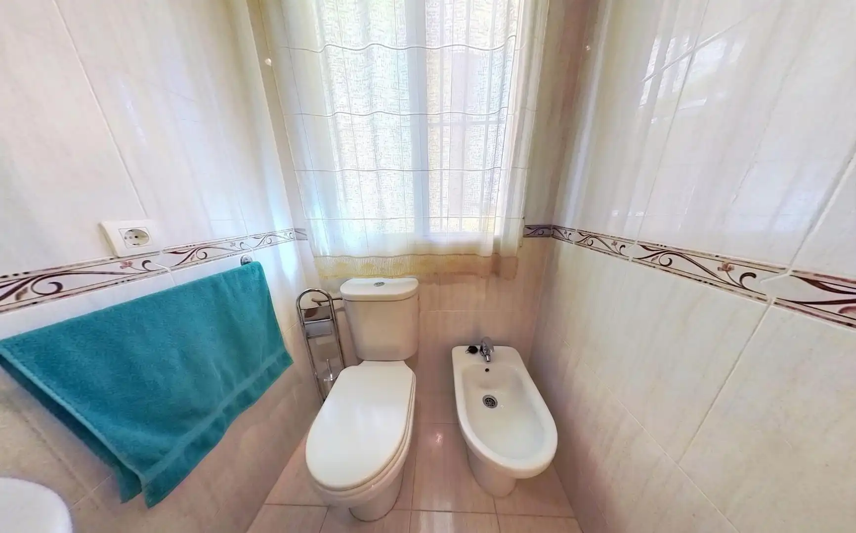 Bathroom of Flat for sale in Güevéjar  with Furnished