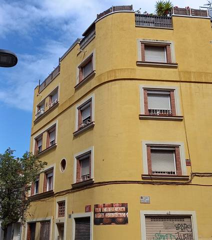 Piso en Venta en Calle Sant Benet en Can Mariner
