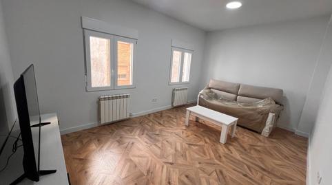 Foto 3 de Pis de lloguer a Avenida de Filiberto Villalobos, 62, San Bernardo, Salamanca Capital