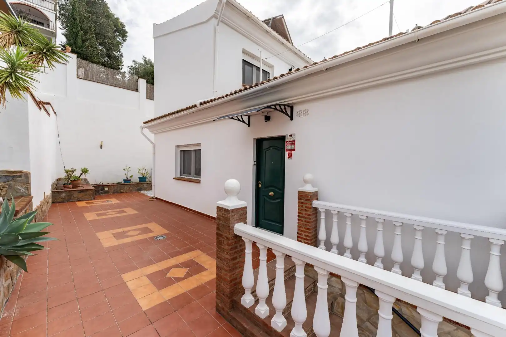 Vista exterior de Casa o chalet en venta en Vélez-Málaga con Piscina comunitaria