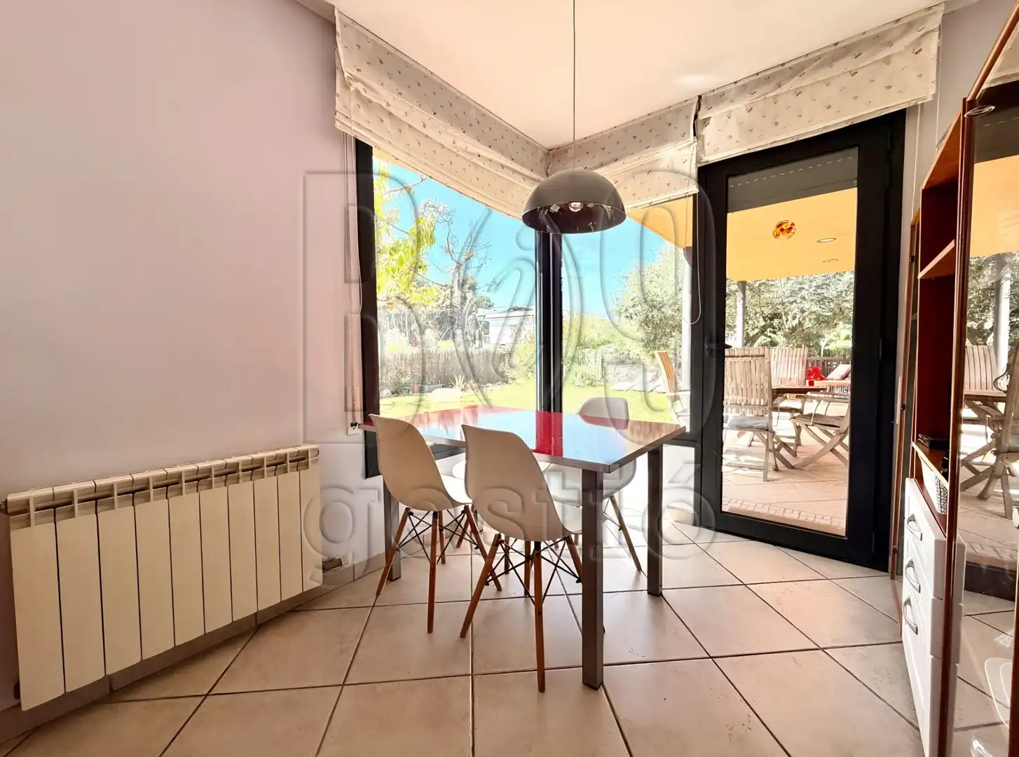 Menjador de Casa o xalet en venda en Tarragona amb Aire condicionat, Calefacció i Jardí privat