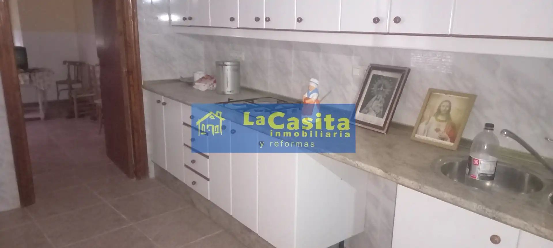 Cuina de Casa o xalet en venda en Almagro amb Terrassa, Traster i Balcó