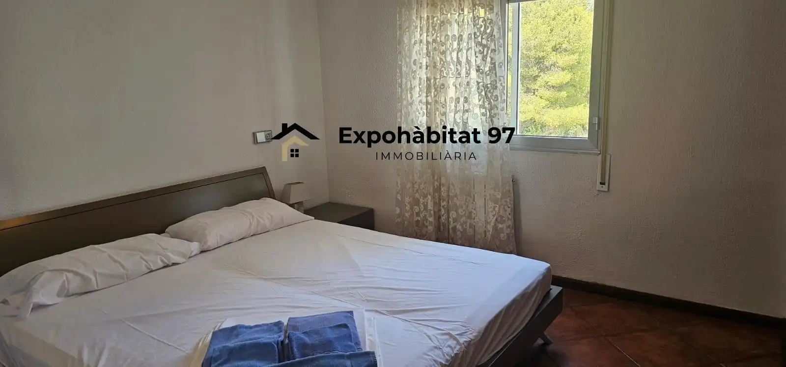 Habitación de Apartamento en venta en Mont-roig del Camp con Aire acondicionado y Piscina comunitaria