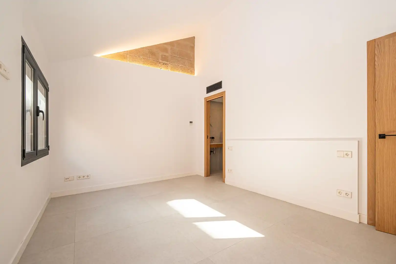 Ático con ascensor en venta en Carrer Nuredduna, imagen 22