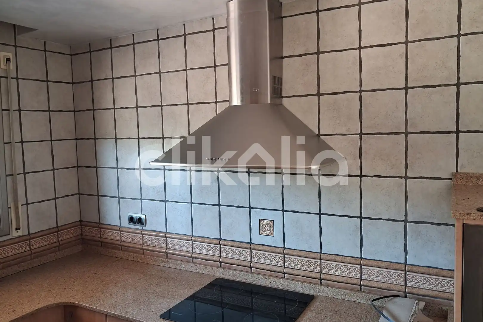 Küche von Haus oder Chalet zum Verkauf in Querol mit Heizung, Terrasse und Schwimmbad