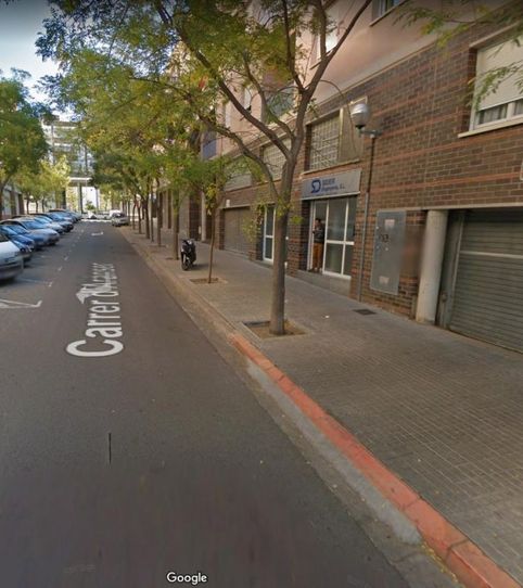 Foto 2 de Garatge en venda a Calle Aranser, La Roureda, Sabadell