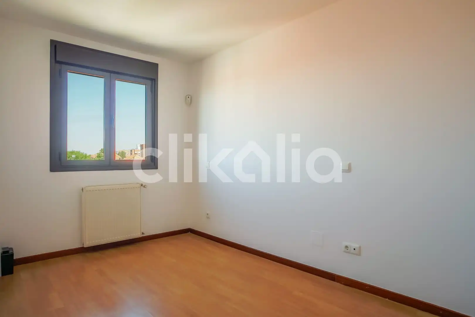 Habitación de Piso en venta en Rivas-Vaciamadrid con Calefacción, Trastero y Piscina