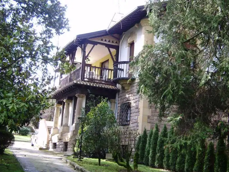 Vista exterior de Casa o xalet en venda en Elorrio amb Calefacció