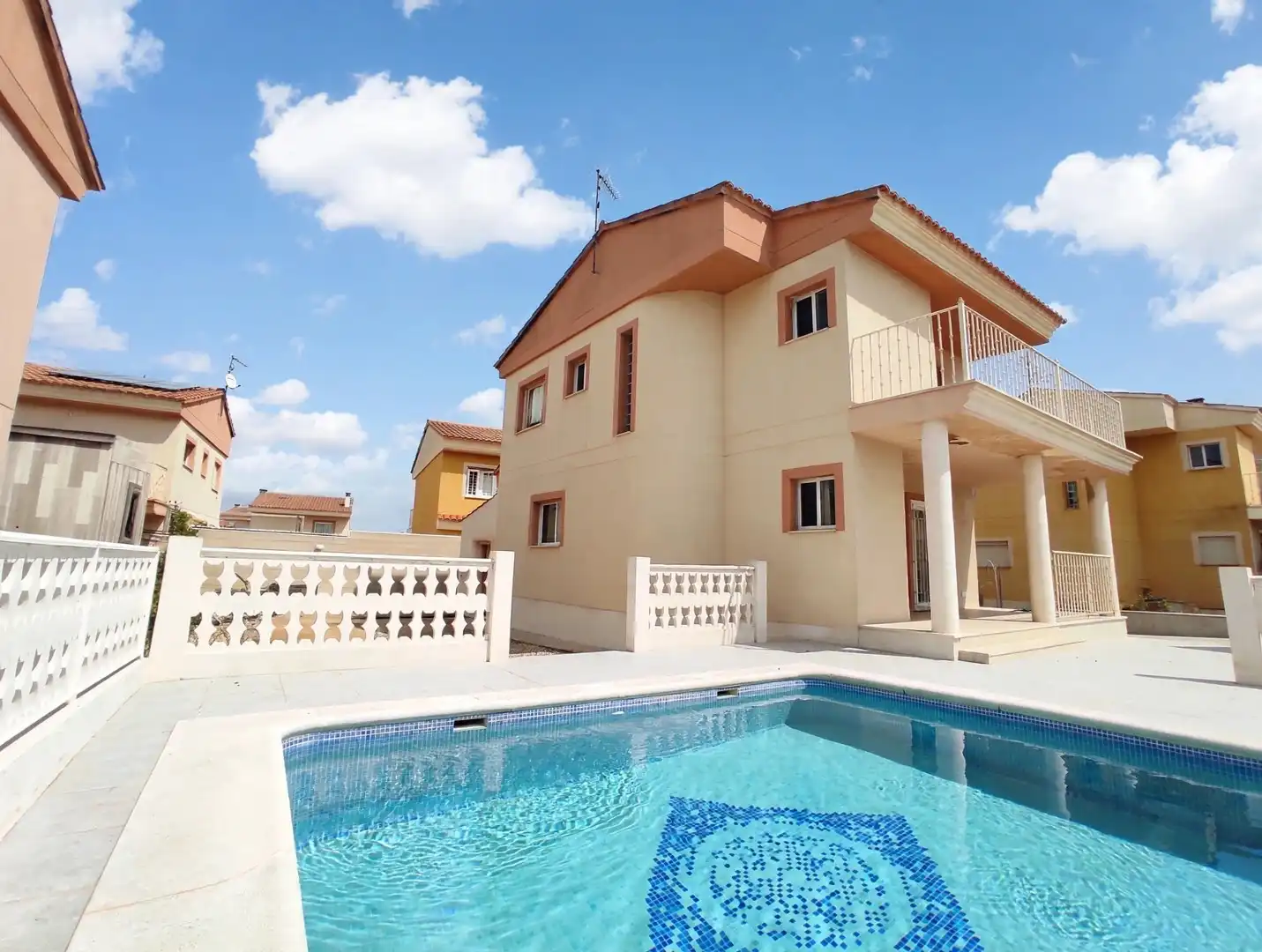 Casa amb piscina en venda a Turís