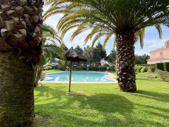 Casa adosada en Alquiler en de la chirina en Islantilla Golf