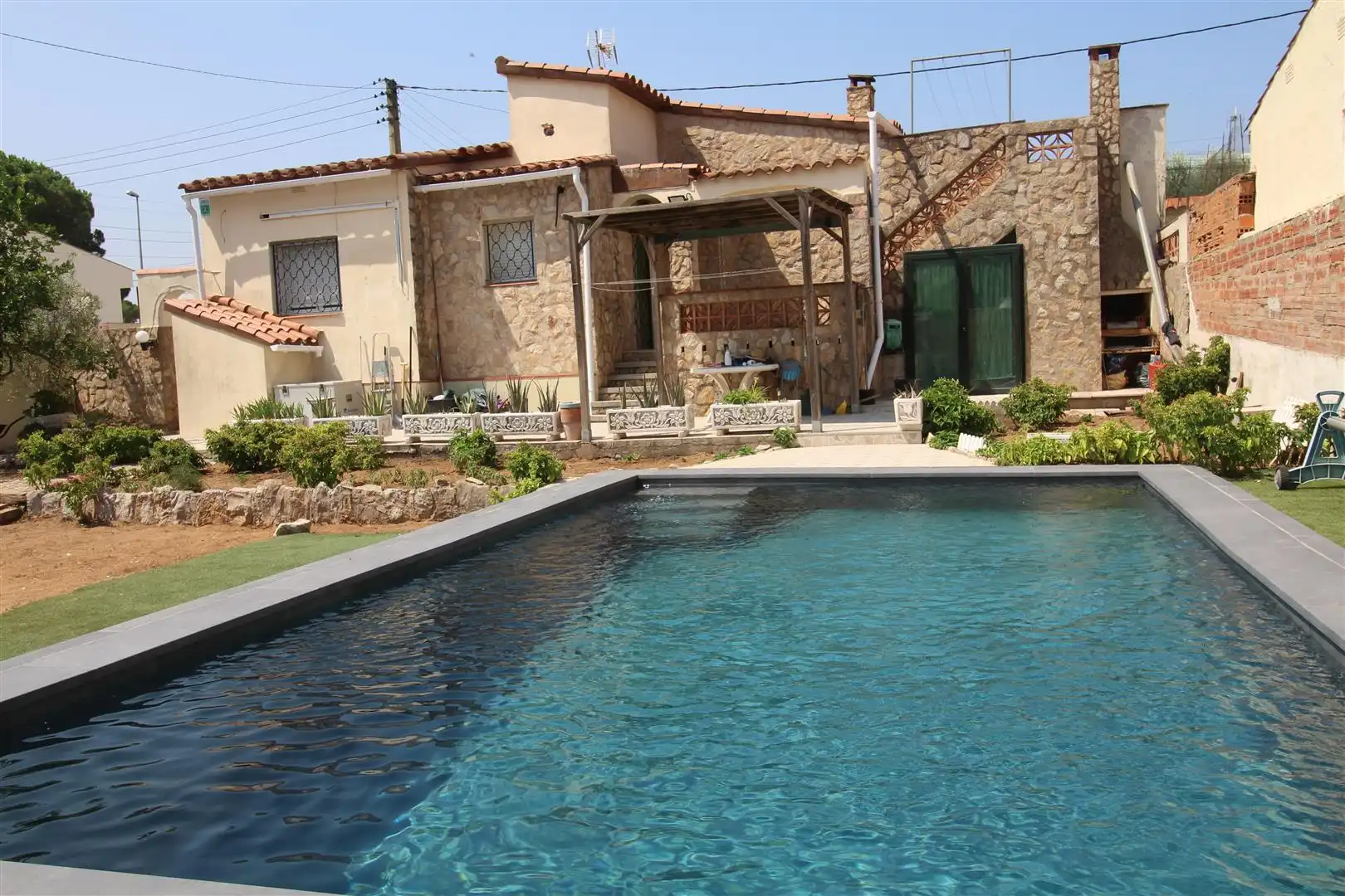 Schwimmbecken von Haus oder Chalet zum Verkauf in L'Escala mit Privatgarten, Terrasse und Abstellraum