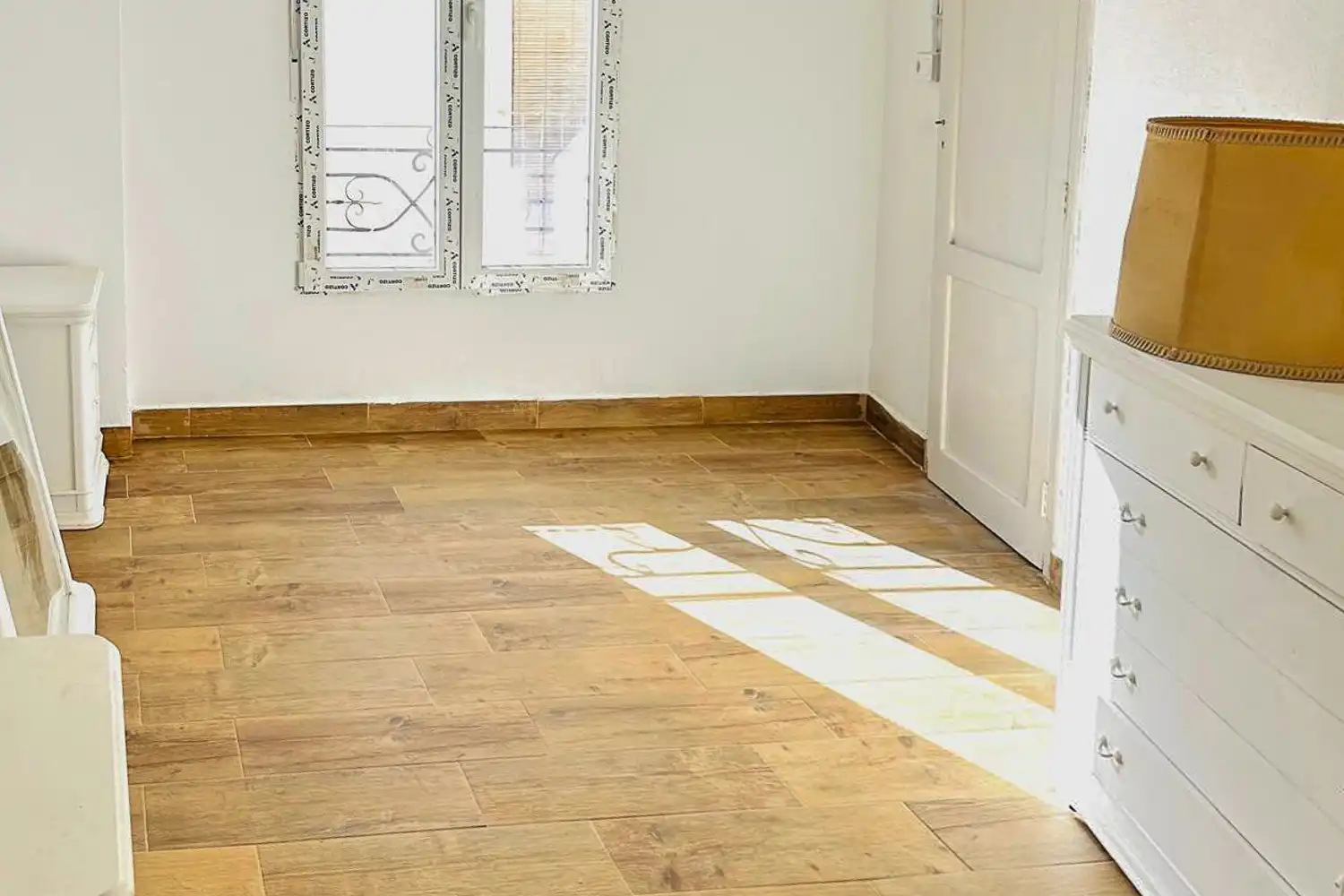 Habitación de Casa o chalet en venta en Caudete de las Fuentes con Calefacción, Terraza y Trastero