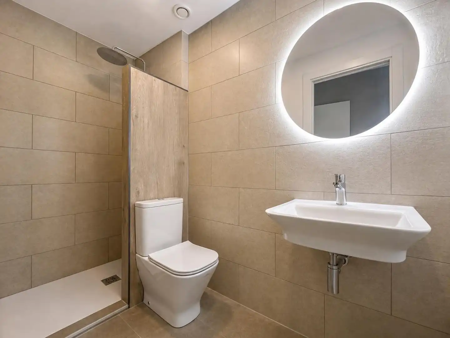 Baño de Planta baja en venta en Mollet del Vallès con Aire acondicionado, Calefacción y Parquet